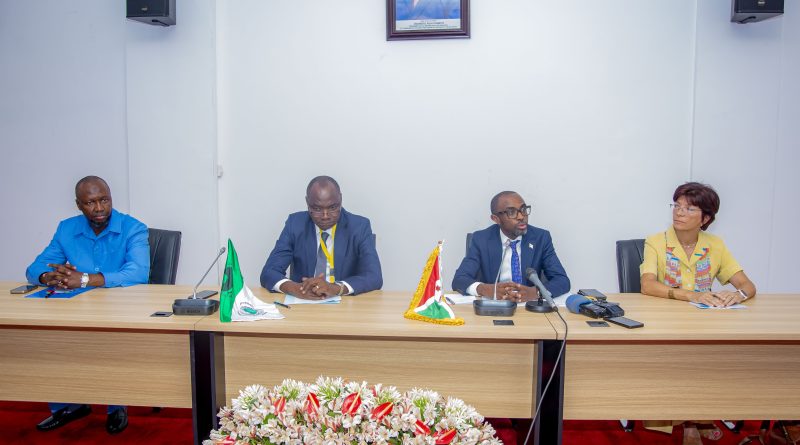 La signature de trois protocoles d’accord de don avec le groupe de la BAD, l’UNICEF et l’OMS